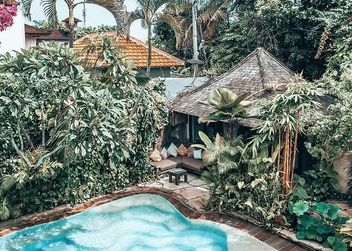 Istimewa Villa